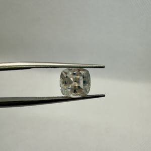 พลอยนาลินคุณภาพสูงพลอยสีขาวไม่มีสีธรรมชาติระดับสากลเบาะ3.18cts เพทายตัดอัญมณีศรีลังกาสำหรับทำเครื่องประดับ - Product Image 5