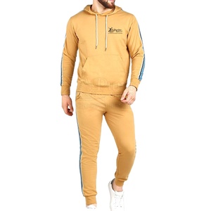Trajes Deportivos de Invierno Personalizados de Alta Calidad para Hombre, Secado Rápido, Transpirables, Ropa Deportiva de Moda, Poliéster/Algodón - Product Image 1