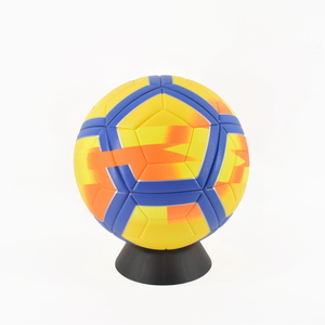 Balón de fútbol totalmente personalizado, tamaño oficial, balón de fútbol profesional hecho a medida, balón de fútbol de cuero laminado - Product Image 5