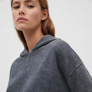 Women Polyester/Cotton Terry Acid Wash <b>Oversized</b> <b>Fleece</b> Cropped Custom Distressed Winter Front <b>Hoodie</b> - Product Image 3