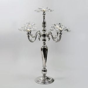 เชิงเทียนสีทองขัดเงาสไตล์วินเทจขัดเงาเงางามดีไซน์ไม่เหมือนใครเชิงเทียนสำหรับใช้ในโบสถ์และศาสนา - Product Image 2