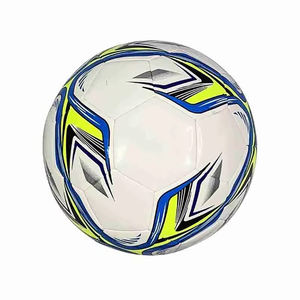 ลูกฟุตบอลแบบมีโลโก้สั่งทำพิเศษ ขนาด 4 ขนาด 5 ผลิตจากวัสดุ PU ไร้รอยต่อ เหมาะสำหรับการแข่งขันและฝึกซ้อม ลูกฟุตบอลทีมสโมสรแบบสั่งทำ - Product Image 1