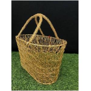 Cesta de alambre de metal grande de latón AK con asa en oro acabado cesta de diseño atractivo para acentos de utensilios de cocina/vajilla - Product Image 1