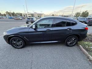 BMW X4 M d'occasion en excellent état, conduite à gauche, Coupé Sport Tout-Terrain AWD Competition 4 portes, intérieur cuir foncé, à vendre - Product Image 3