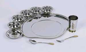 Venta caliente tradicional de 6 piezas Bhojan Thali Set Regular de acero inoxidable y bronce Plato de cena sólido Kansa Thali Vaso Postre - Product Image 2