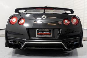 Nissan GT-R Premium 2020 Usado en Buen Estado, Motor V6 Twin-Turbo de 565 hp - Product Image 2