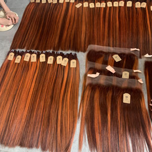 ผมต่อเวียดนามแท้ เกรดพรีเมียม เนื้อผมตรงธรรมชาติ แบบเวฟท์เย็บด้วยเครื่อง สีเบอร์กันดี แบบเส้นเดี่ยว VNHL - Product Image 1