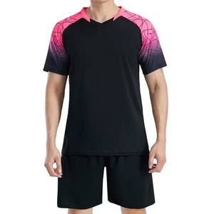 Maillot de football design personnalisé en gros maillot de football 100% polyester respirant léger unisexe adulte Service OEM - Product Image 1