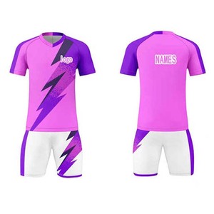 Uniforme de fútbol personalizado Unisex 2025, conjunto de kits de fútbol, uniformes completos de poliéster de secado rápido de alta calidad para hombres con servicios OEM - Product Image 1