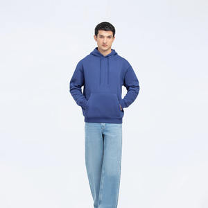 Sudadera con Capucha Azul Sólida para Hombre, Hecha de Tela de Algodón Suave con Mangas Largas y Bolsillo Tipo Canguro para un Estilo Casual y Cómodo - Product Image 1