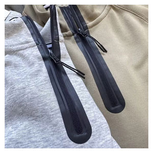 Sweats à capuche et sweatshirts pour hommes - Product Image 5