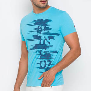 เสื้อยืดคอกลมแขนสั้นผ้าเจอร์ซีย์คอตตอน 100% ระบายอากาศได้ดี น้ำหนักเบา รับผลิตตามแบบ OEM ขายส่งสำหรับผู้ชาย คุณภาพสูง สำหรับฤดูร้อน  ขั้นต่ำในการสั่งซื้อน้อยเพียง 100 ตัว - Product Image 2