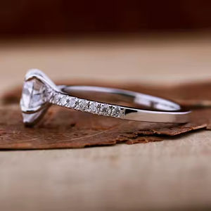 แหวนหมั้นเพชรโมอิสกันฝุ่นดาวรูปหัวใจ DVS1เพชรหลวมสำหรับข้อเสนอที่โรแมนติก - Product Image 2