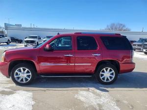 GMC d'occasion de 2013. Yukon - Product Image 2