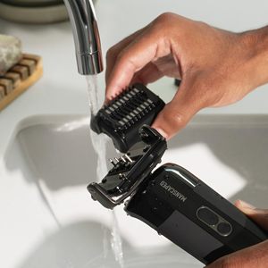 Lame de rasoir de rechange en acier inoxydable SkinSafe pour homme, tondeuse rechargeable avec 2 peignes de réglage de longueur pour le rasage du visage - Product Image 2