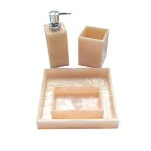 Ensemble de salle de bain élégant en résine au design fait main pour la décoration de couverts à très faible coût - Product Image 3