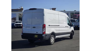 Ford E-Transit Cargo Van T-350 2022, Techo Mediano de 148 Pulgadas, 9500 GVWR, Tracción Trasera, Usada en Excelentes Condiciones - Product Image 4