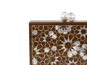 Sac à main de mariage islamique personnalisable avec incrustation de nacre et broderie indienne traditionnelle pour les mariées arabes - Product Image 3