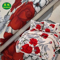 Vente en gros directe d'usine, tissu brossé imprimé floral rouge et blanc 100% polyester pour la literie, les vêtements et les textiles de maison