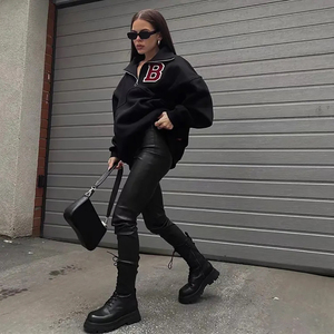 Logo personnalisé polaire femmes pull décontracté épais coton biologique noir demi-fermeture éclair à capuche brodé mode à capuche pour les femmes - Product Image 5