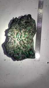 Pierre de cristal d'émeraude naturelle authentique, matrice de pierre polie, personnalisée, pour la guérison spirituelle, la méditation, la pleine conscience, BAITHU GEMS - Product Image 6