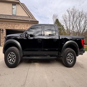 SUPER PROPRE 2022 FO-RD F-150 RAPTOR PRÊT À ÊTRE EXPÉDIÉ - Product Image 2