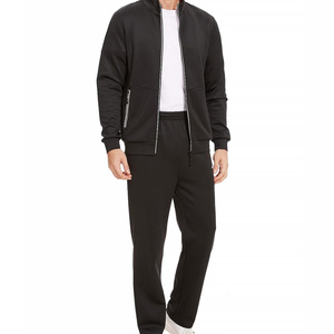 Ensemble de survêtements pour hommes avec logo OEM Vêtements de sport deux pièces personnalisés pour la gym, l'entraînement, le jogging et le fitness - Product Image 2