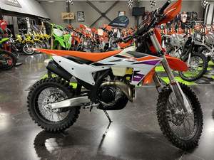 Increíbles Ofertas en Motocicletas Nuevas KTM 450 XCF 2025 - Product Image 5