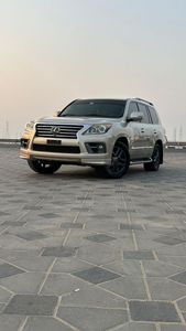 Precio de descuento 100% para LX570 Sport Platinum 5.7L - Product Image 2