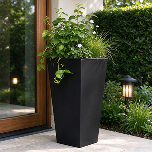 Jardinière rectangulaire moderne en métal thermolaqué pour centre commercial et patio - Product Image 4