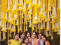 Karangan bunga Marigold 5 kaki (bengkak) dengan gantungan mewah untuk dekorasi pernikahan India candi dekorasi panggung Diwali dekorasi Haldi