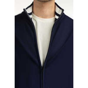 Suéter de Punto para Hombre, Corte Regular, MN-SWT-WS25-301, con Capucha, Estampado y Logotipo para Otoño y Primavera - Product Image 2