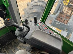 Débusqueuse forestière Performance robuste et abordable avec certification Premium et livraison gratuite à l'échelle nationale - Product Image 6