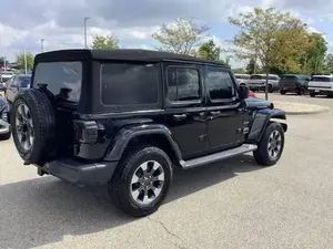 Jeep Wrangler Unlimited Sahara 2022 Usado en Perfecto Estado - Product Image 5