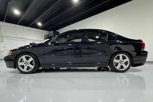 VOLVO S60R 2005 USADO, Volante a la Izquierda/Derecha - Product Image 4