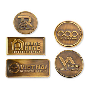 Plaque de logo en métal gravée personnalisée de haute qualité, étiquette en laiton antique et étiquette en cuivre gaufré pour la marque de meubles - Product Image 6