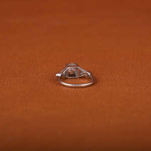 Bague de fiançailles vintage de luxe en or massif 18KT et diamant rond cultivé en laboratoire bague personnalisée élégante pour cadeau certifié IGI - Product Image 4