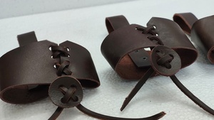 Soportes para Cuernos de Beber de Cuero de Búfalo Rectangulares Ecológicos Hechos a Medida para Reventa, Artesanía Ajustable - Product Image 5