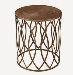 Tables métalliques personnalisées en fil métallique Tables à café, d'appoint et de salle à manger modernes, industrielles et à revêtement par poudre Vente à chaud disponible OEM/ODM - Product Image 6