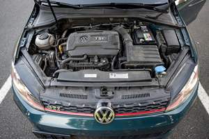 Volkswagen GTI SE Turbo 2018 Usado, 4 Cilindros, Color Verde Metálico Great Falls, de Propietario del Oeste - Product Image 6