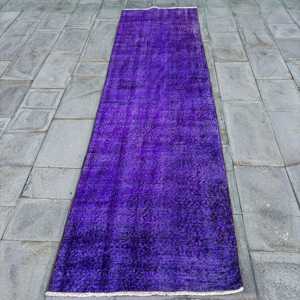 พรมวินเทจสไตล์ตุรกีขนาด 2.8x10.2 ฟุต ลายจุดสีม่วง ทำจากขนสัตว์ - Product Image 1