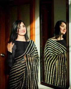 Sari de Fiesta de Seda Sintética Georgette Pesada con Bordado de Lentejuelas, Suministro al por Mayor de Fábrica, Fabricante de Moda Femenina - Product Image 4