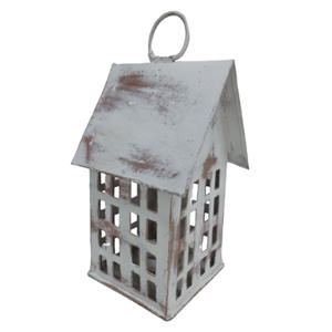 Hut nuevo estilo Venta caliente linterna de Metal perforado hierro hogar decorativo Navidad 2024 linterna moderna con forma de cabaña - Product Image 4