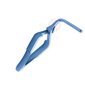 ที่หนีบแบบมืออาชีพ DeBakey Bulldog Clamp ขนาด 6.5 นิ้ว แบบงอ 90 องศา ผลิตจากเหล็กกล้าไร้สนิมเคลือบสีน้ำเงิน ใช้ซ้ำได้ สำหรับงานผ่าตัด - Product Image 6