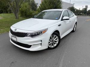 Ventes exceptionnelles de voitures Kia Optima EX EX 4 portes berlines d'occasion - Product Image 5