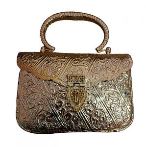 Vente chaude métal laiton pochette plaqué or laiton femmes ethnique mariée indien soirée fronde embrayages rawat artisanat - Product Image 1