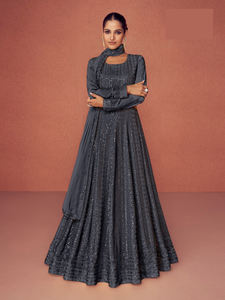 Georgette lourde avec broderie Collection costume pakistanais - Product Image 5