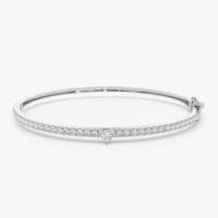 Bracelet en diamant rond et en forme de coeur en or 14 carats bijoux minimalistes pierre centrale en forme de coeur romantique avec bracelets en diamants latéraux