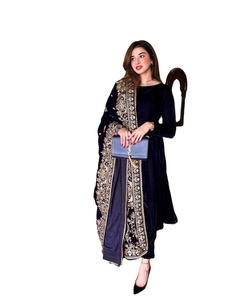 Traje Salwar de Seda Georgette de Diseño de Lujo Indio y Pakistaní con Bordado, Dupatta de Mezcla de Rayón, Ropa de Fiesta - Product Image 1