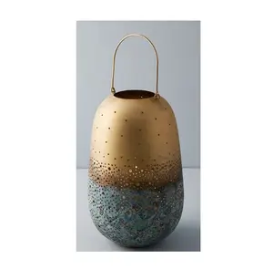 Expensive Design Luxury Candle Lantern Stylish Look Eco Friendly Candle Jar Lantern With Handle Villa Decoration